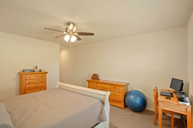 Building Photo - Move-In Ready! Beautiful 4-Bedroom Home with Modern Finishes & Room to Grow