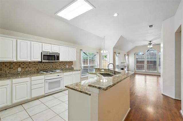 Building Photo - 6705 Candlecreek Ln