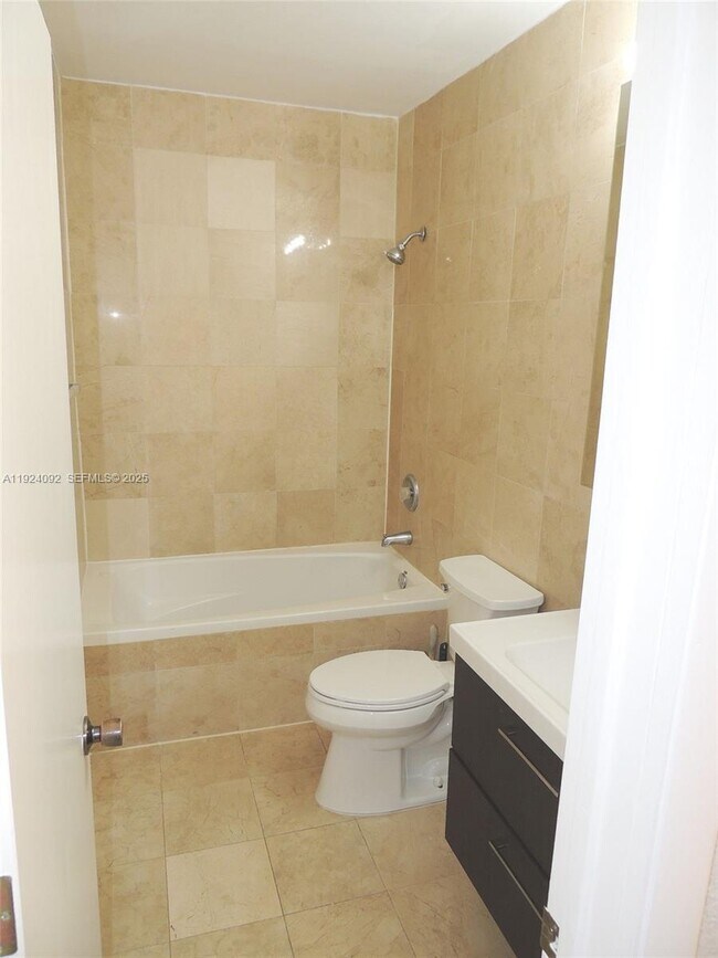 Building Photo - 1152 99th St