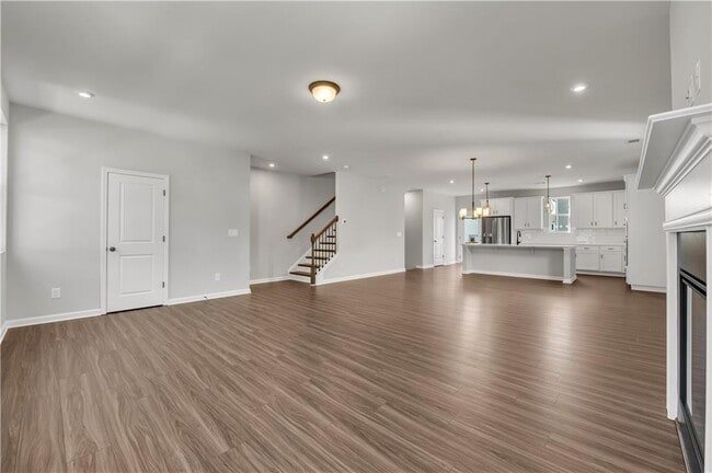 Building Photo - 656 Devon Aly