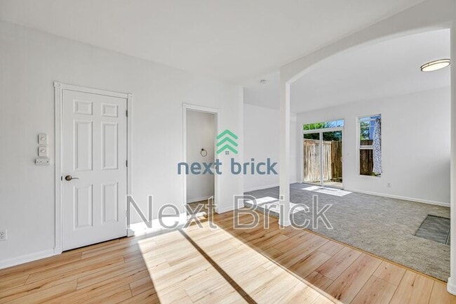 Building Photo - 2714 151st Pl SW