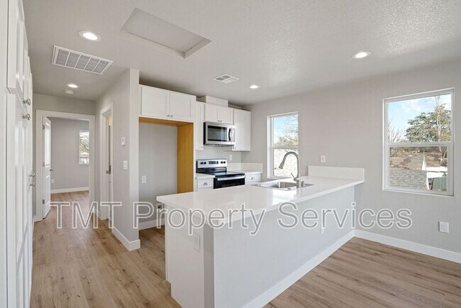 Building Photo - 4190 35th St