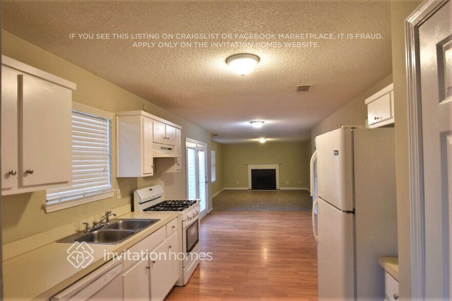 Building Photo - 4183 Kingship Dr