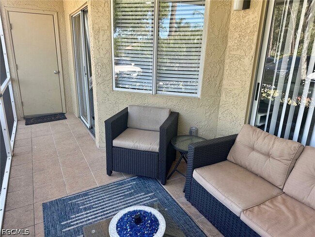 Building Photo - 3100 Seasons Way