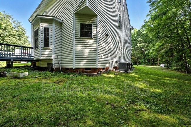Building Photo - 5205 Hart Mill Dr
