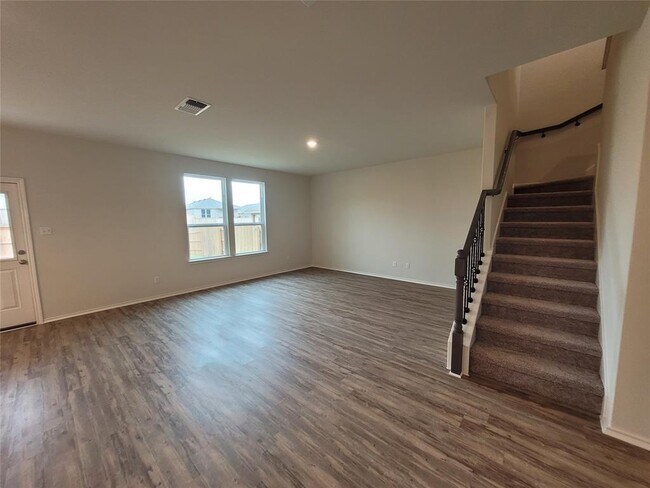 Building Photo - 171 Purple Heart Dr