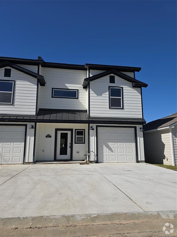 Building Photo - 12975 Centaurus Ct