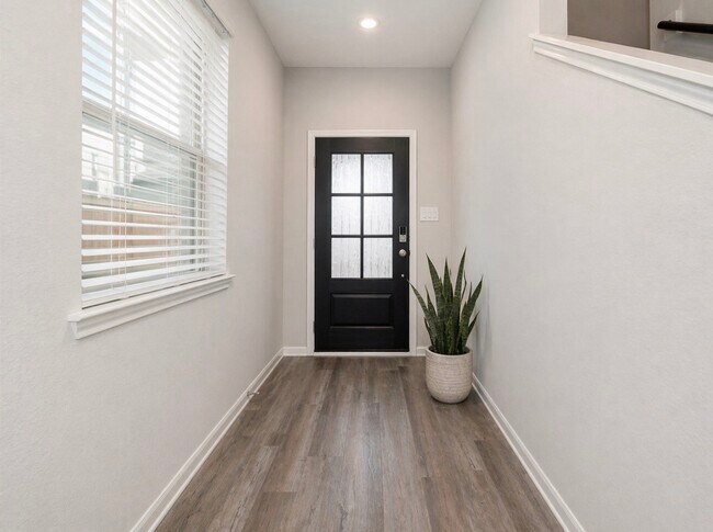 Building Photo - 5806 Havana Mist Dr