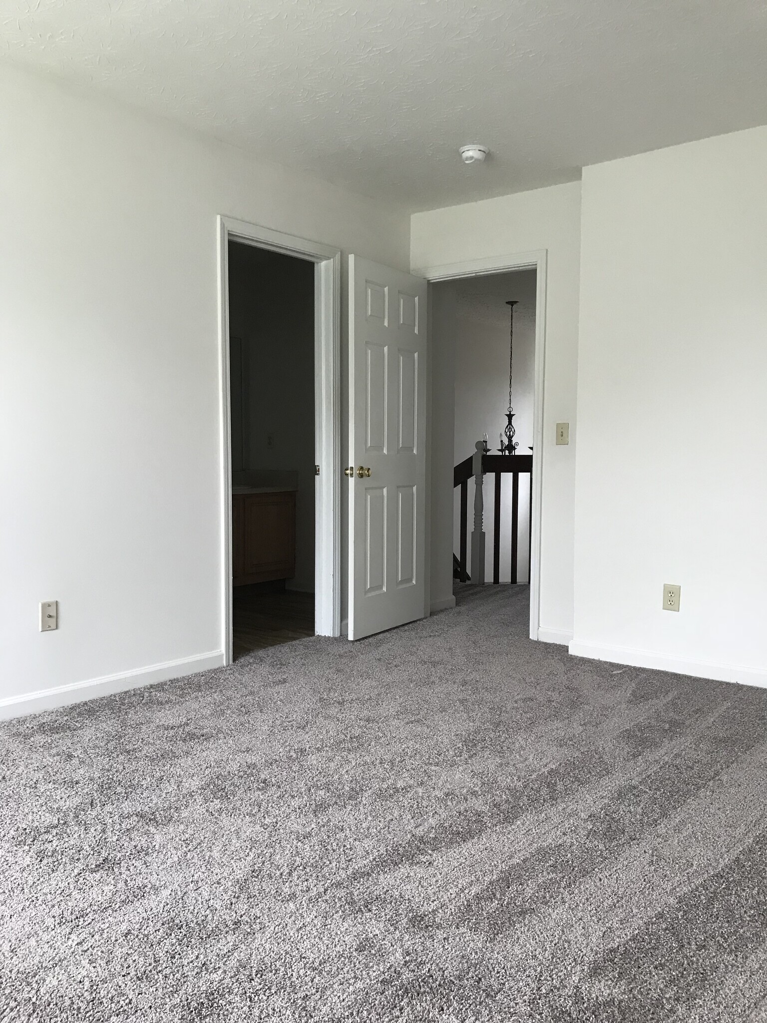 Building Photo - 4128 Otter Creek Dr