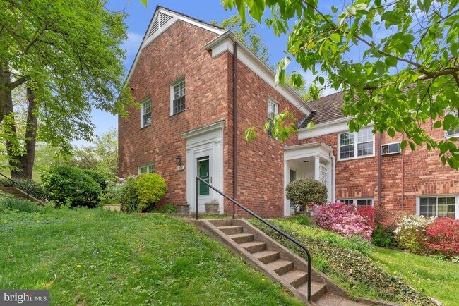 Building Photo - 3623 Gunston Rd