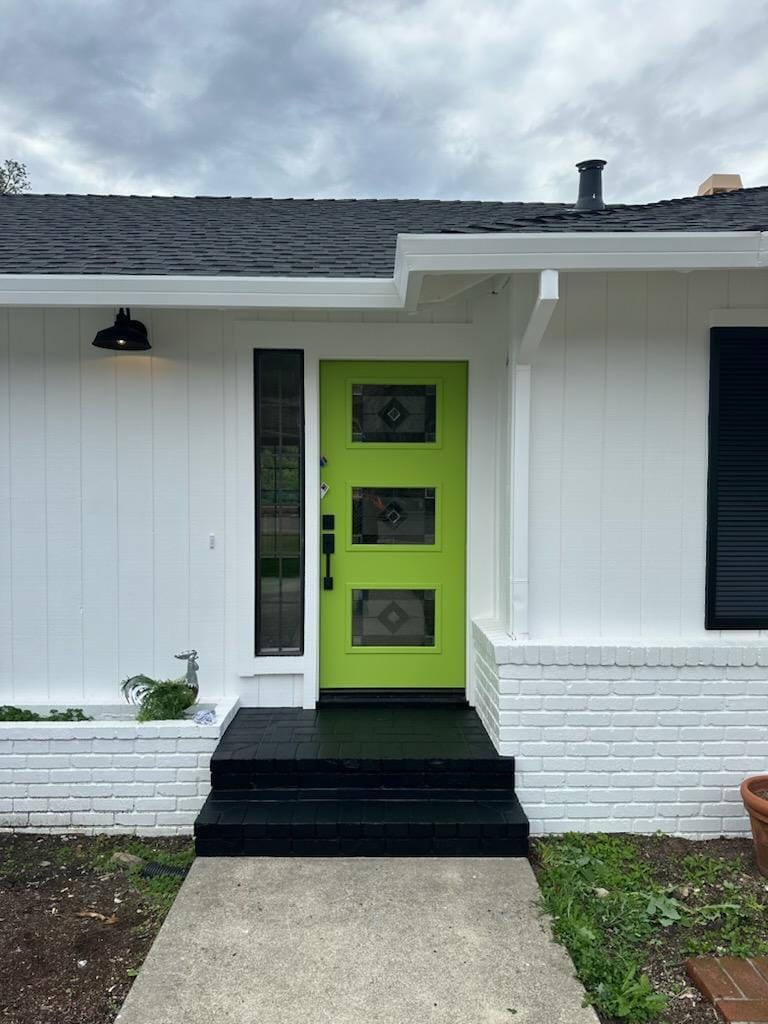 Building Photo - 4977 Hoen Ave