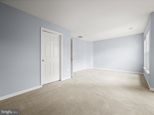 Building Photo - 4243 Begonia Dr