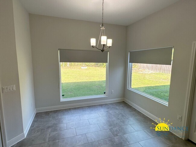 Building Photo - Beautiful 4 Bedroom Home in the Heart of Navarre!