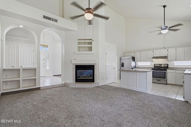 Building Photo - 7239 Desert Jewel Dr