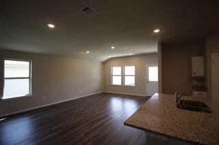 Building Photo - 217 Rockbridge Dr