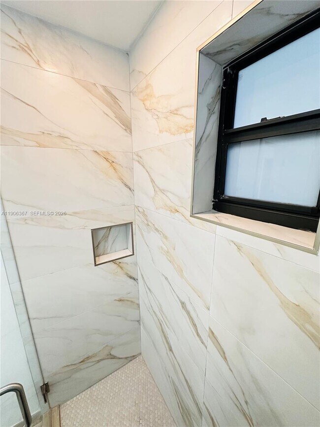 Building Photo - 5991 SW 76th St