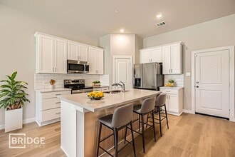 Building Photo - BALLSTON PLAN