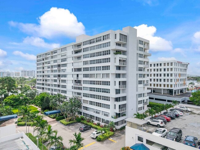 Building Photo - 1160 N Federal Hwy