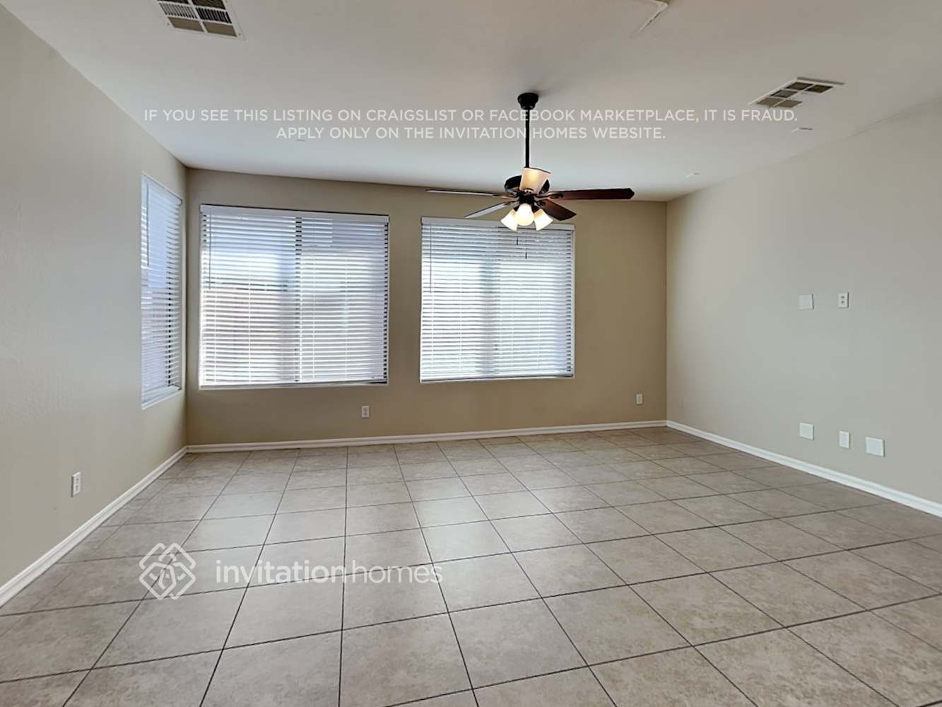 Building Photo - 19147 E Pelican Dr