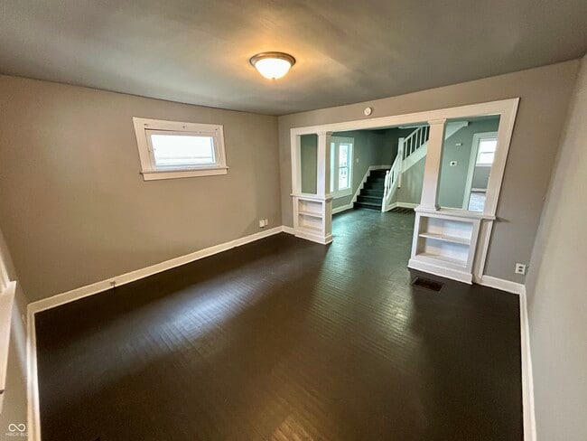 Building Photo - 431 N Oakland Ave