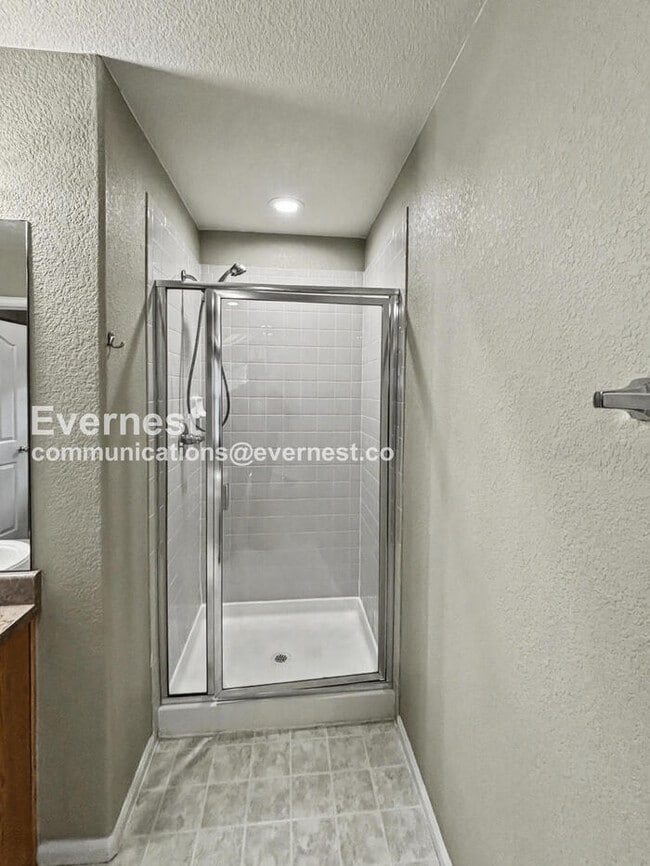 Building Photo - 10158 Autumn Blaze Trail