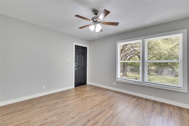 Building Photo - 11409 Hunters Ln