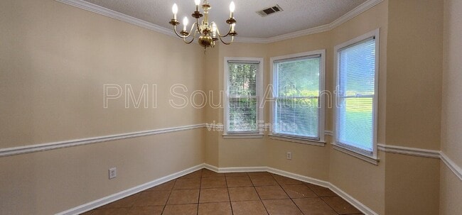 Building Photo - 2735 Stanton Woods Dr SE