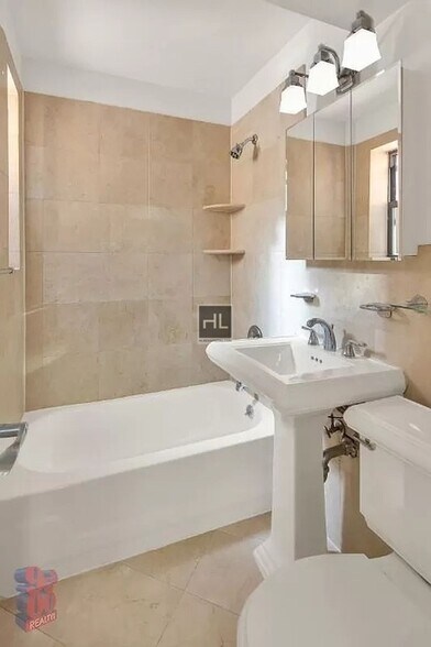 Building Photo - East 25th Street