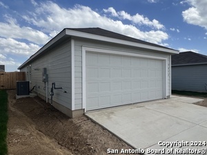 Building Photo - 9852 Butte Crk