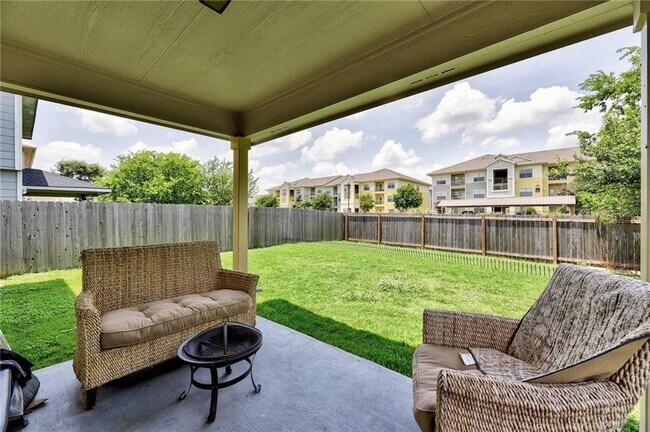 Building Photo - 1432 Anise Dr