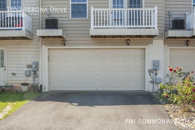 Building Photo - 1852 Verona Dr