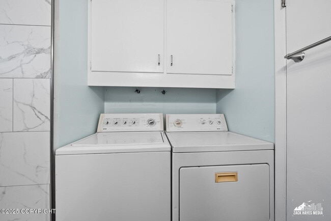 Building Photo - 4310 Needle Cir