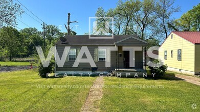 Building Photo - 2 Bedroom in Central Park Community