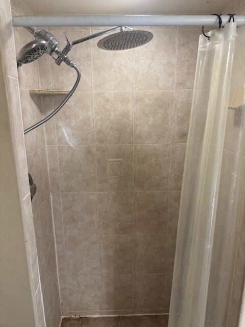 Building Photo - 5286 Willow Ct
