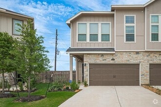 Building Photo - 5435 Holly Hvn Ct