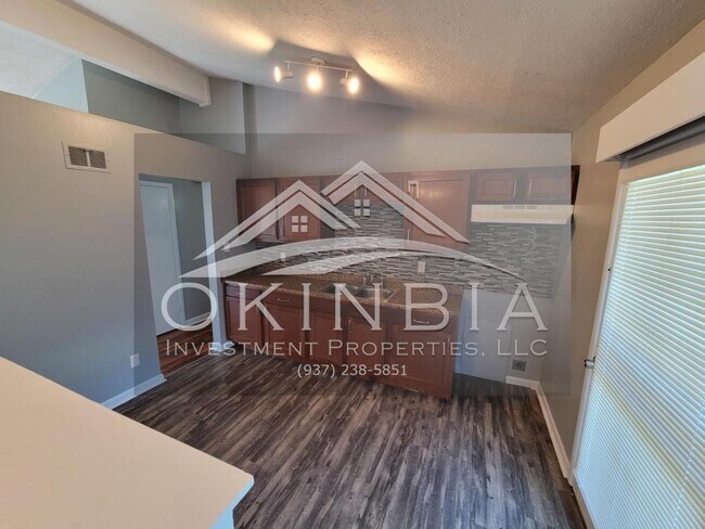 Building Photo - 4329 Free Pike