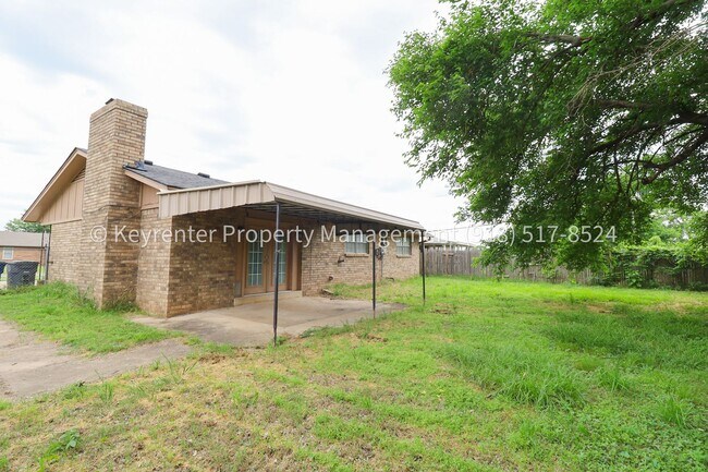 Building Photo - East Tulsa 3 Bedroom Gem! Available for immediate move in!