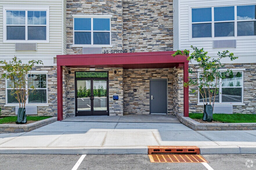Building Entrance - Spring Street Residences
