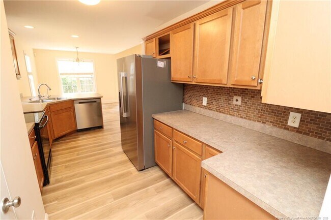 Building Photo - 125 Gremar Dr.