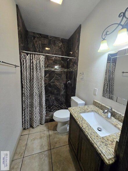 Building Photo - 1217 Escondido Ln