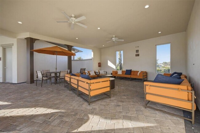 Building Photo - 34118 Jasper Stone Dr