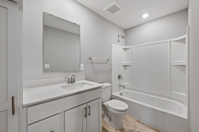 Building Photo - 11032 Zest St NE