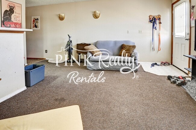 Building Photo - 2050 Copper Creek Dr