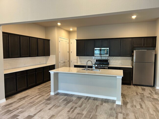 Building Photo - 108 Lafitte Dr