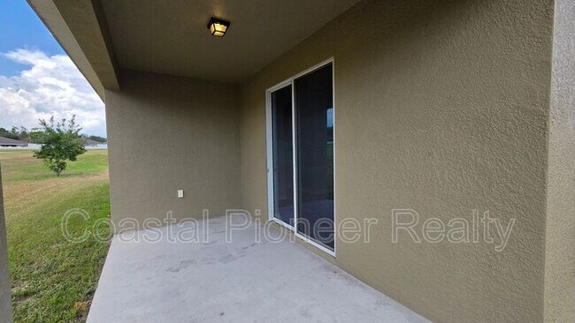Building Photo - 30953 Water Lily Dr