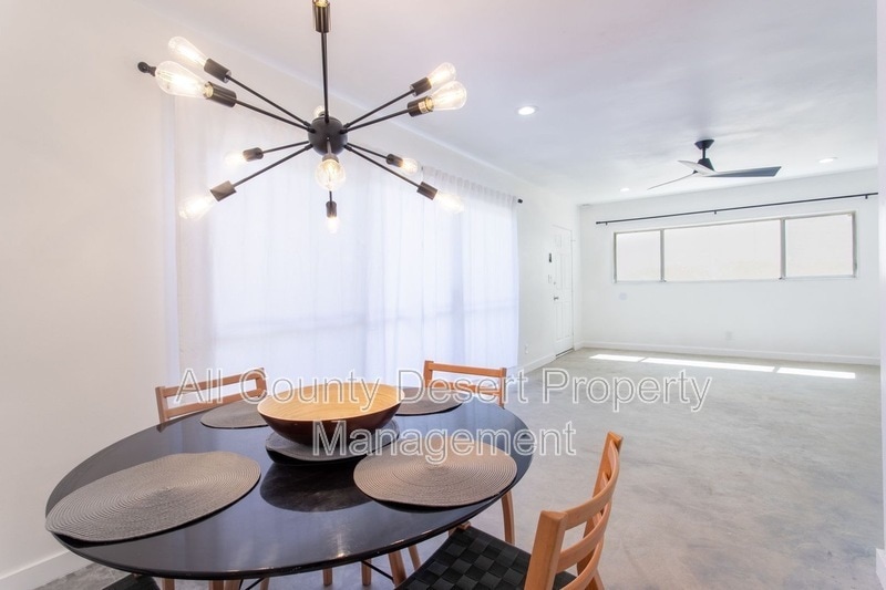 Building Photo - 46075 Ocotillo Dr