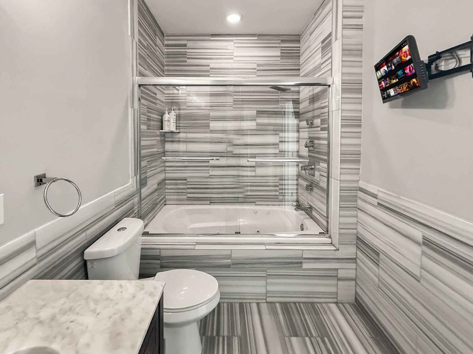 Building Photo - 1401 N 5th St