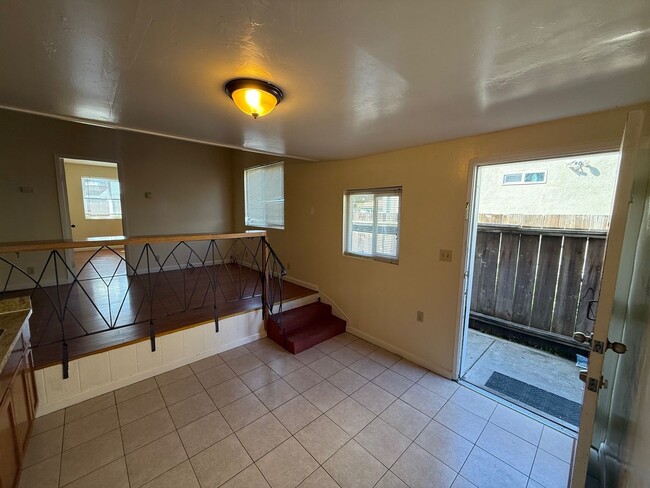Building Photo - 317 45th St