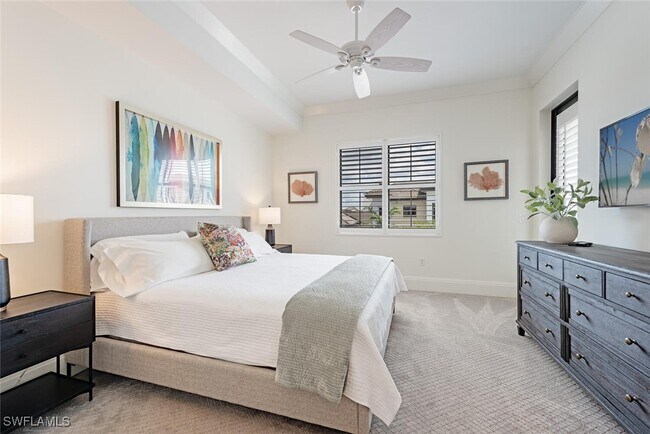 Building Photo - 1030 3rd Ave S