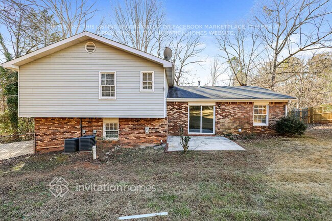 Building Photo - 5281 Shallow Wood Ln